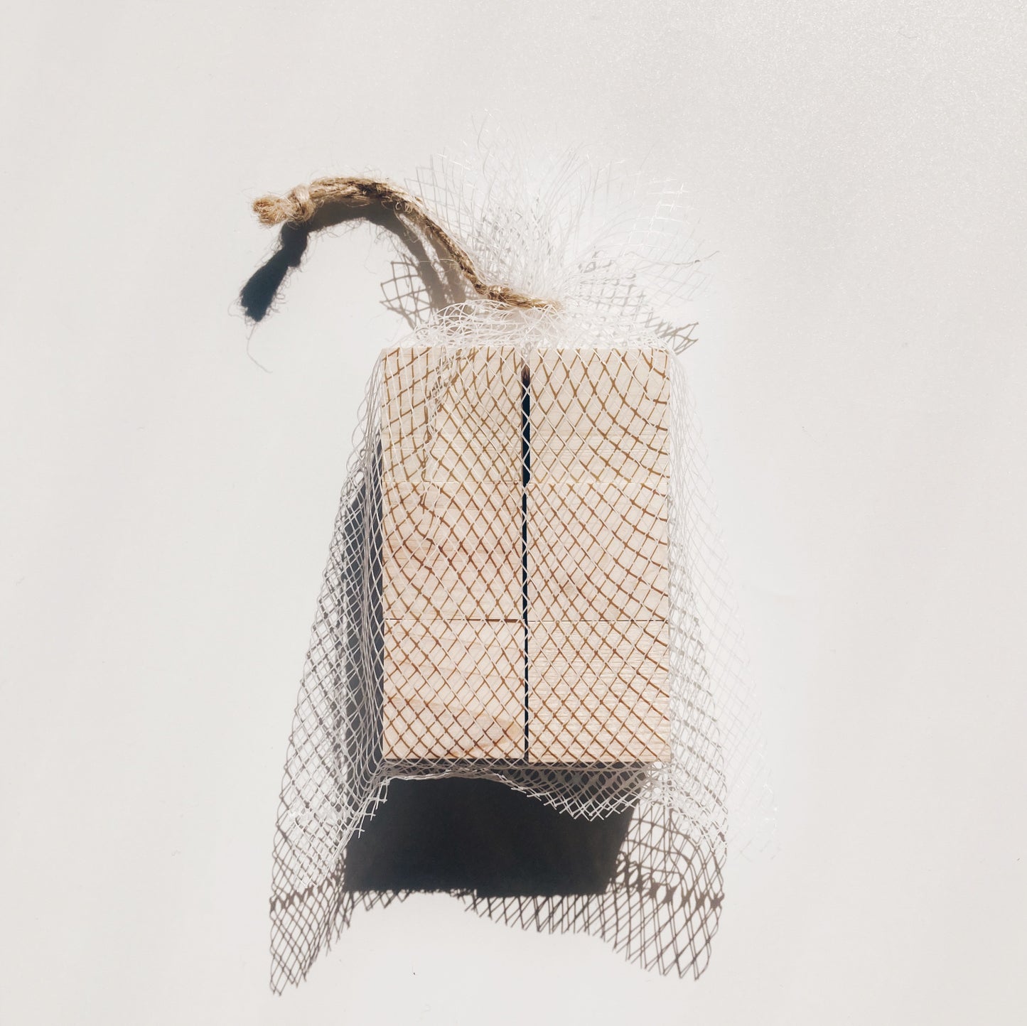 ヒノキのアロマブロック