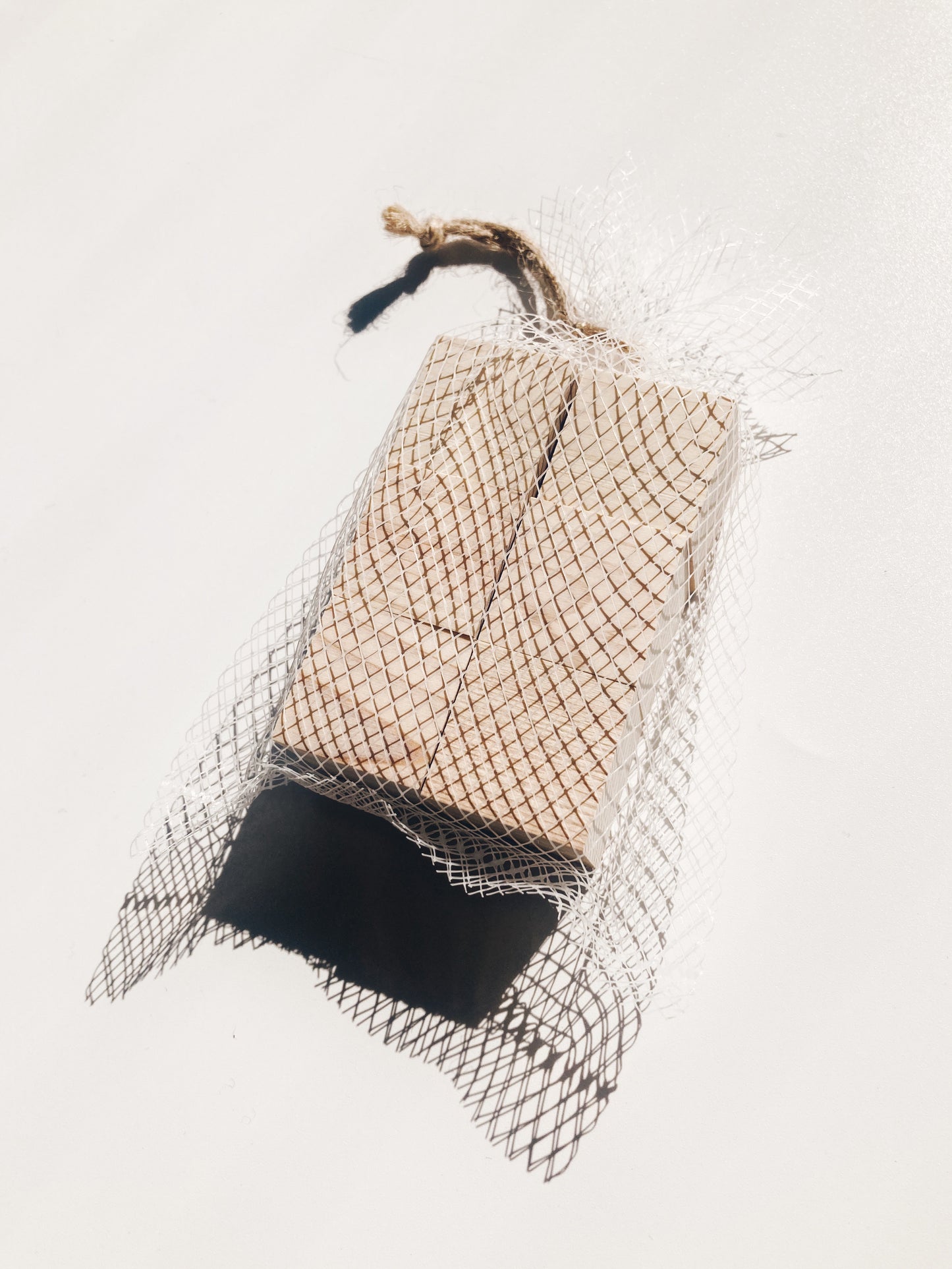 ヒノキのアロマブロック