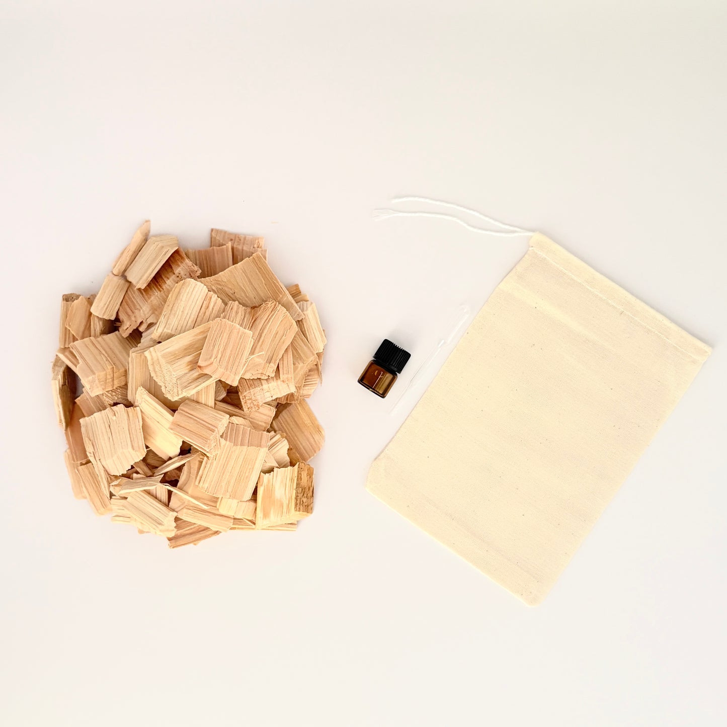 ヒノキの香りサシェ
